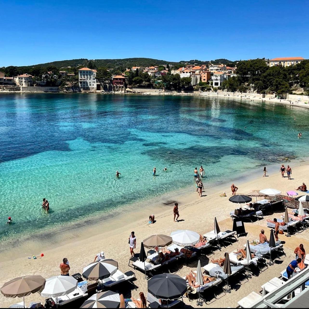 Logement Vue Mer Splendide - Situe A 50 Metres Du Bord De Mer Et 2 Minutes Des Plages - Bandolina المظهر الخارجي الصورة