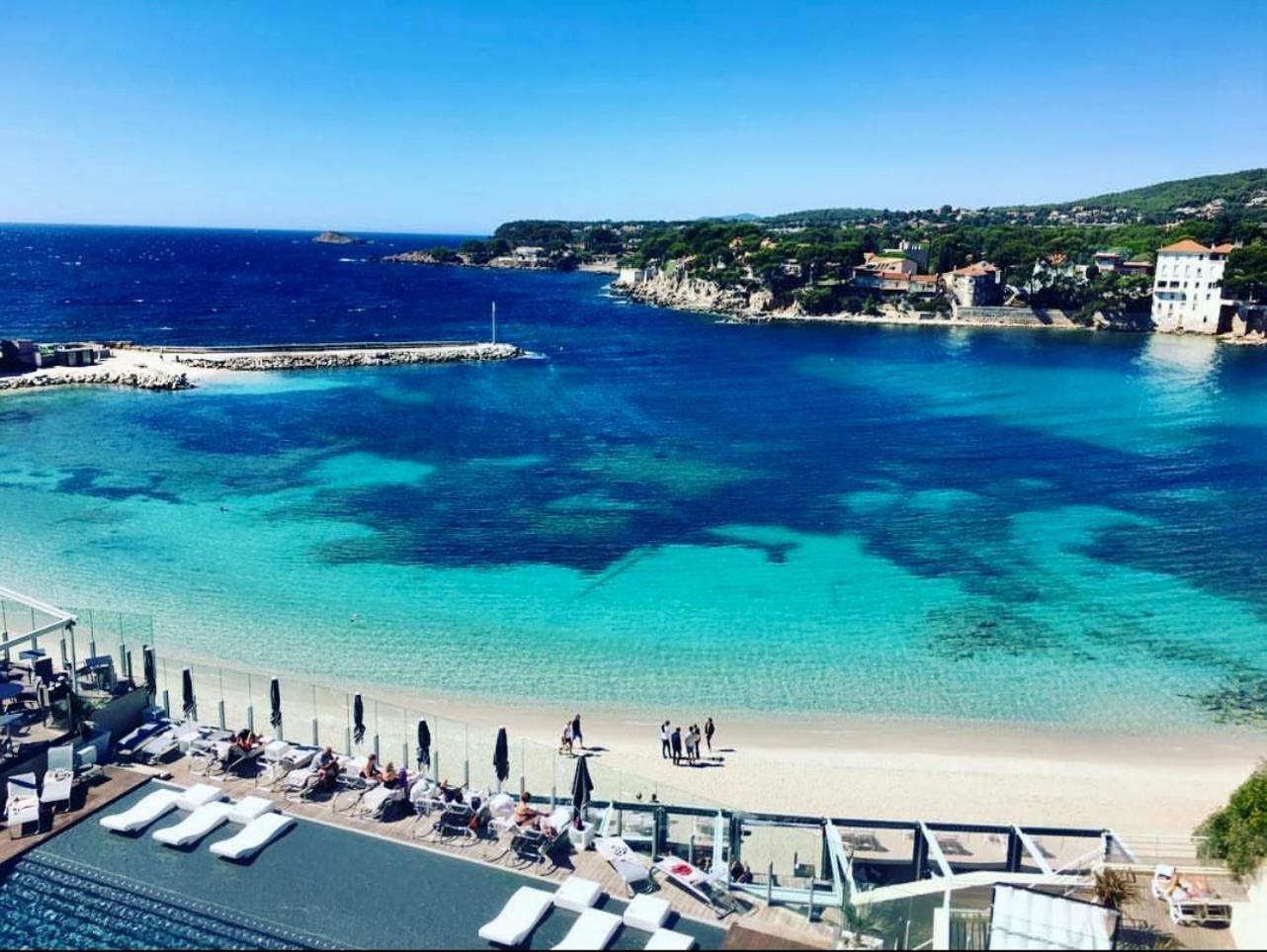 Logement Vue Mer Splendide - Situe A 50 Metres Du Bord De Mer Et 2 Minutes Des Plages - Bandolina المظهر الخارجي الصورة
