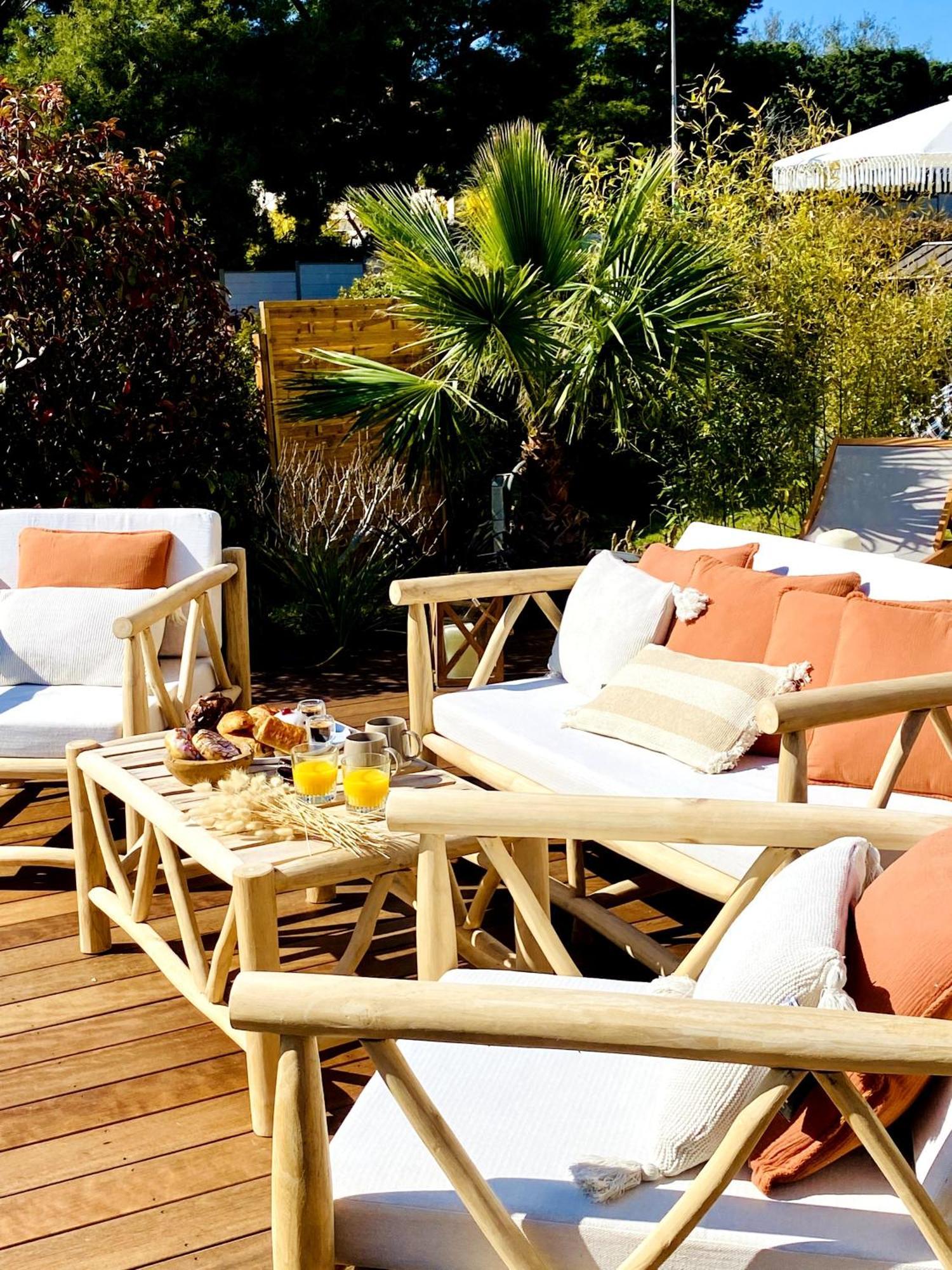 Logement Vue Mer Splendide - Situe A 50 Metres Du Bord De Mer Et 2 Minutes Des Plages - Bandolina المظهر الخارجي الصورة